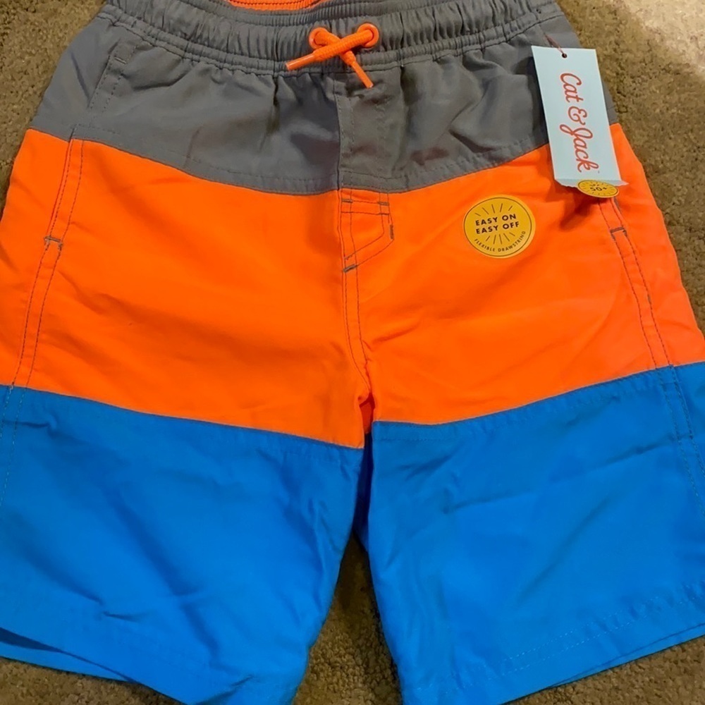 BOYS Size 6/7 Swimming Shorts with Drawstring Summer Resort Vacation Tropical